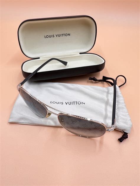 occhiali da sole louis vuitton donna 2022|Sunglasses .